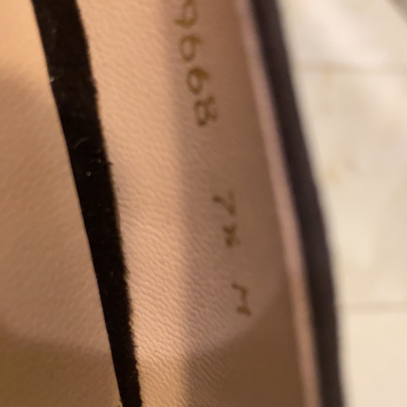 Two- tone pumps, new in box with dust bag - Picture 5 of 7